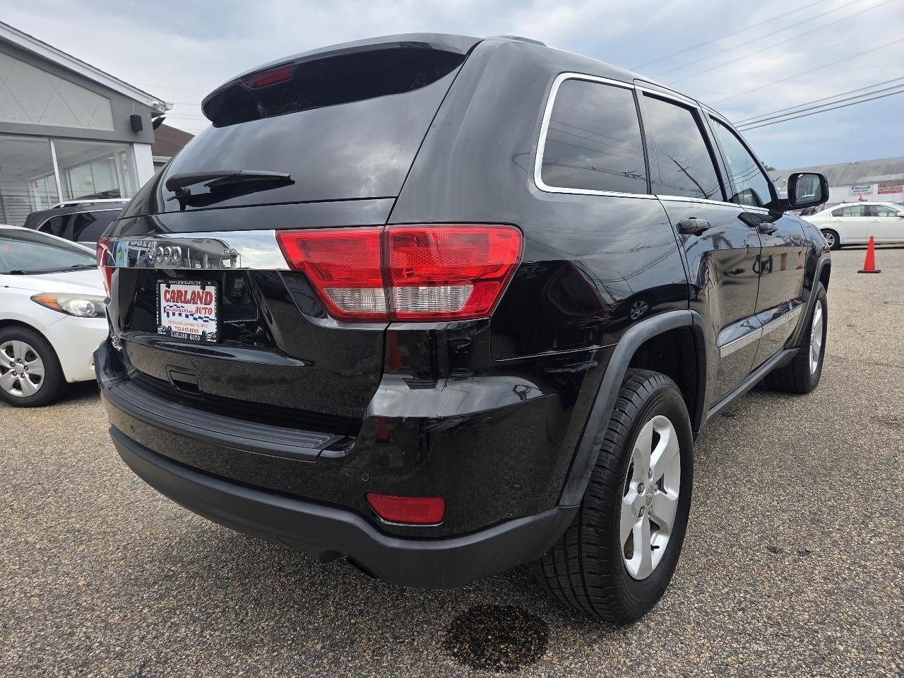 Jeep Grand Cherokee Laredo 4WD 2012