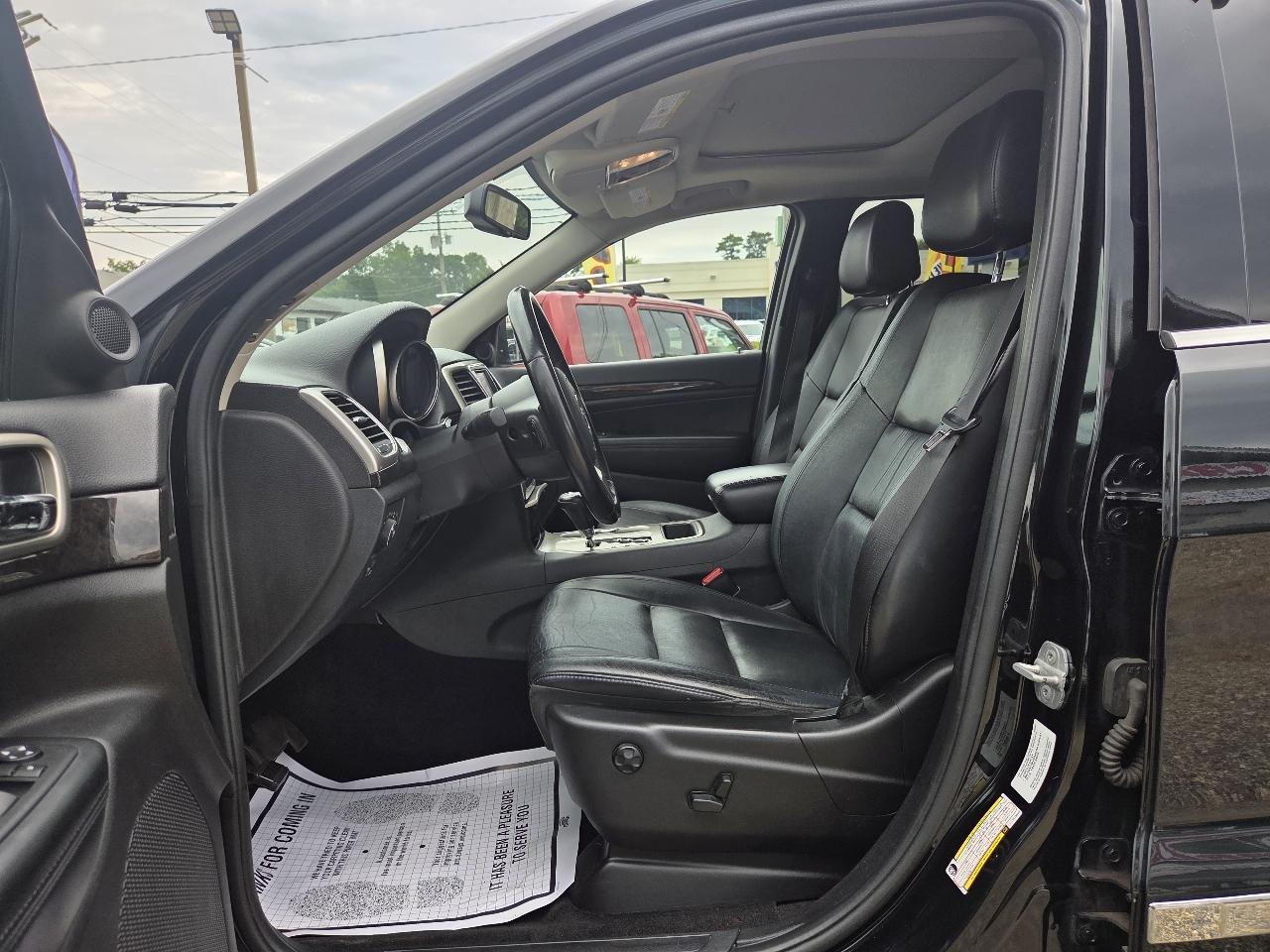 Jeep Grand Cherokee Laredo 4WD 2012