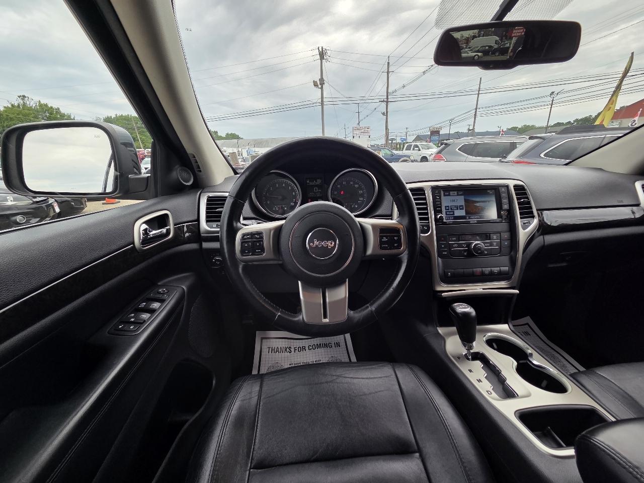 Jeep Grand Cherokee Laredo 4WD 2012