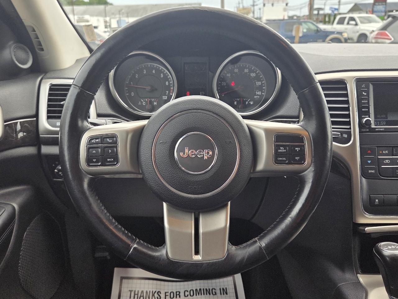 Jeep Grand Cherokee Laredo 4WD 2012