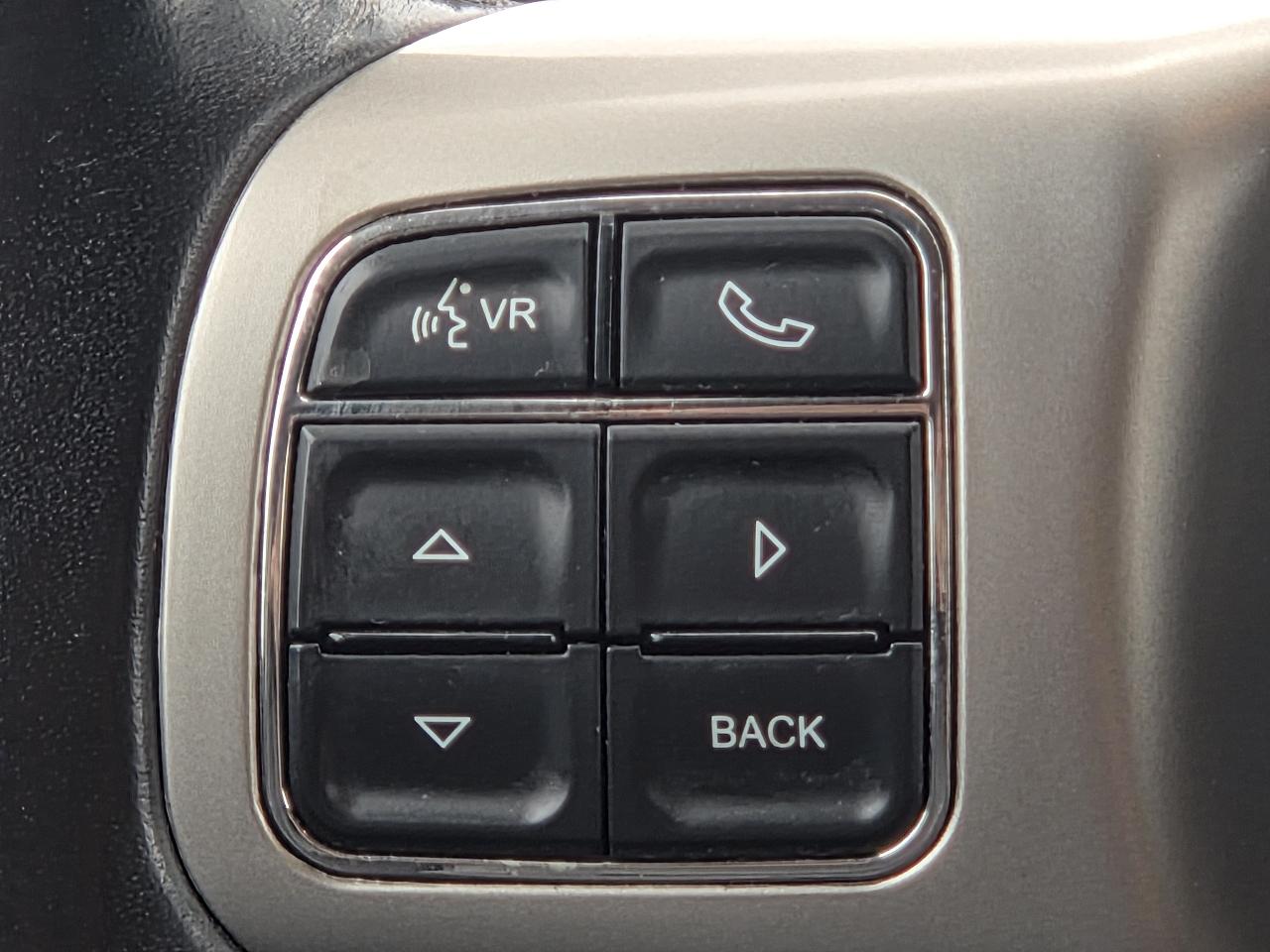 Jeep Grand Cherokee Laredo 4WD 2012