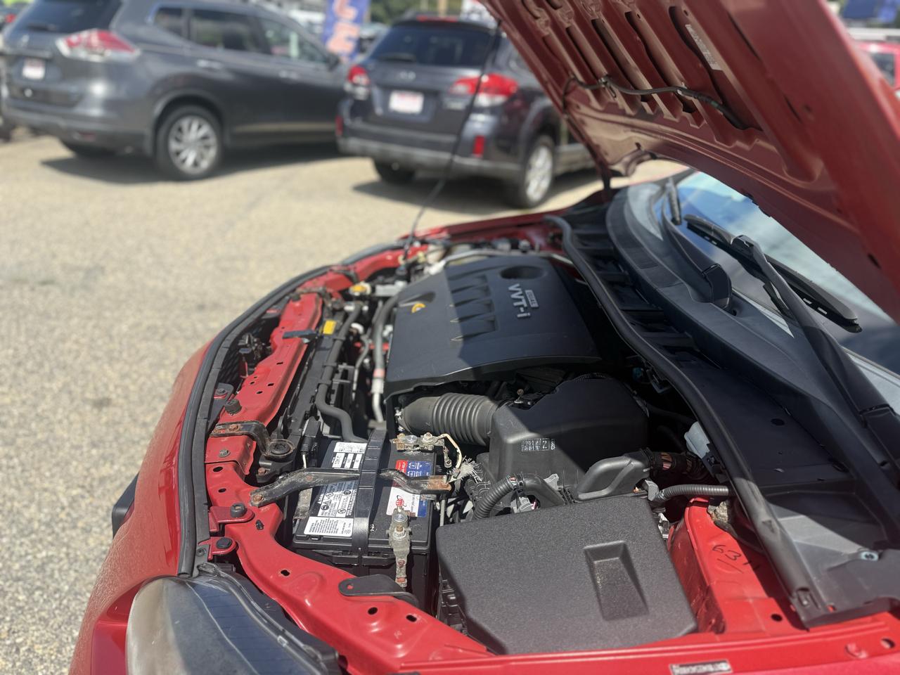 Toyota Corolla Base 5-Speed MT 2010