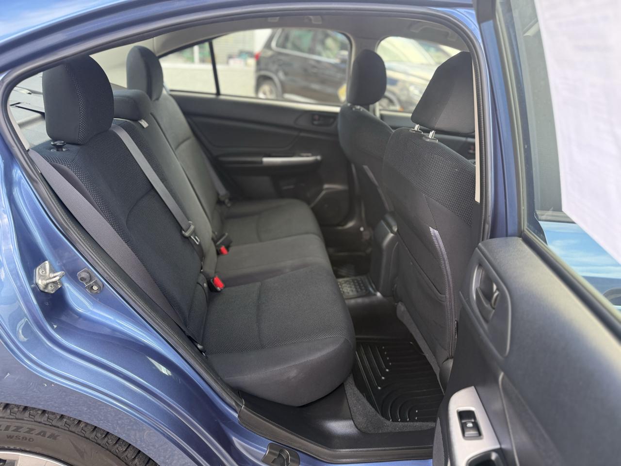 Subaru Impreza 2.0i PZEV 5M 4-Door 2015