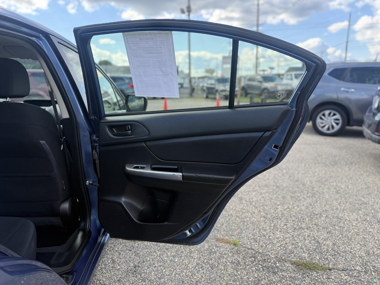 Subaru Impreza 2.0i PZEV 5M 4-Door 2015