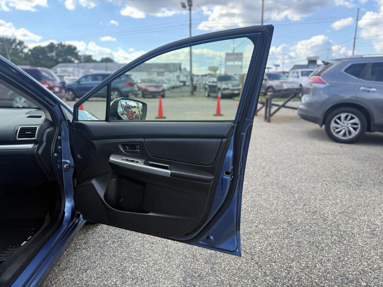 Subaru Impreza 2.0i PZEV 5M 4-Door 2015