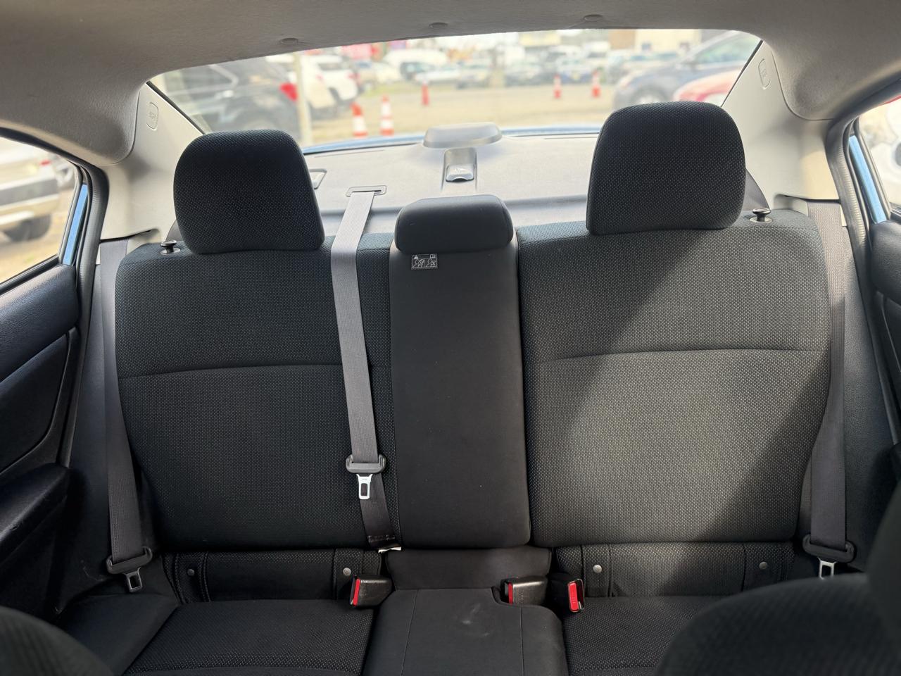 Subaru Impreza 2.0i PZEV 5M 4-Door 2015