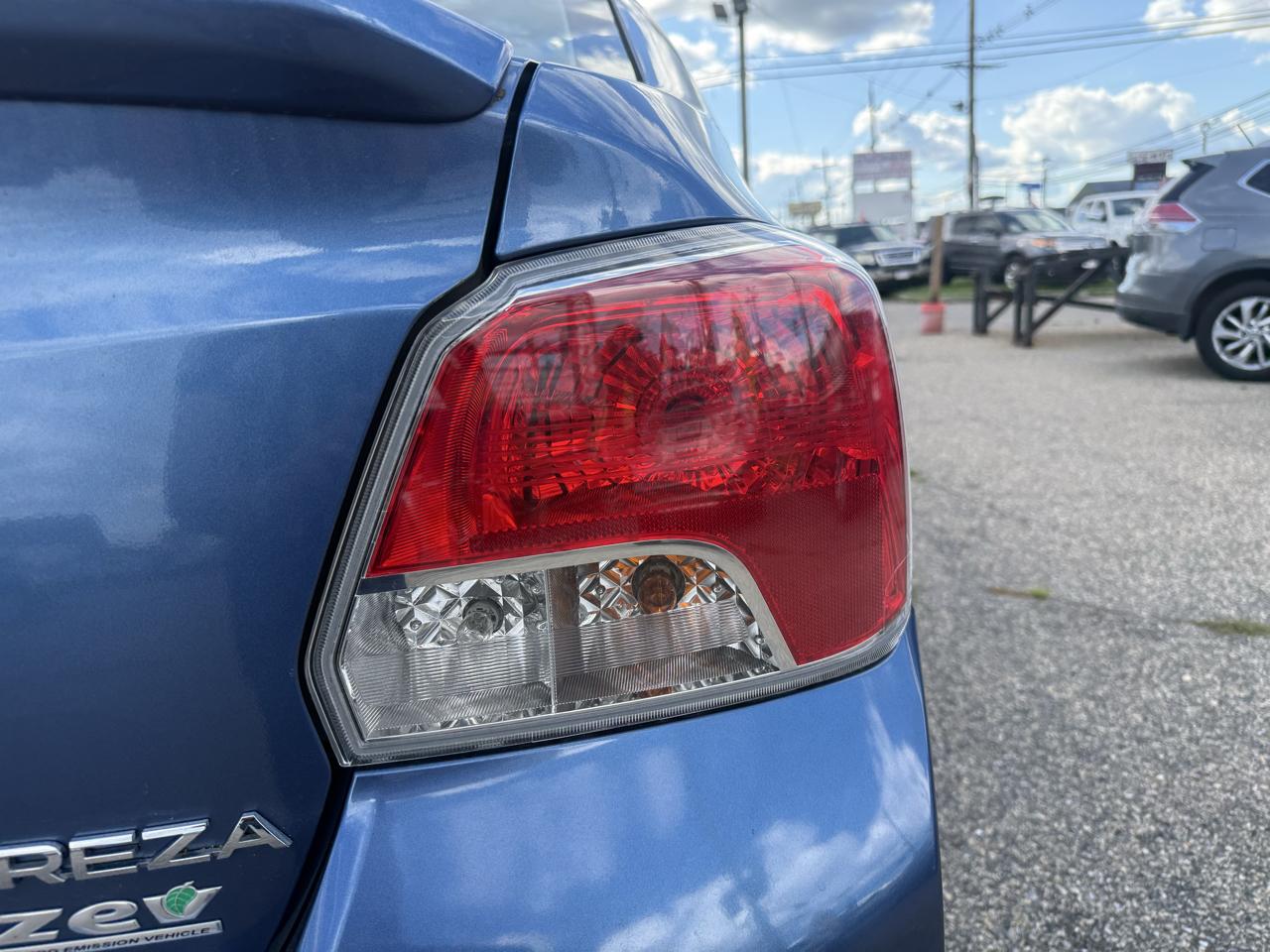 Subaru Impreza 2.0i PZEV 5M 4-Door 2015