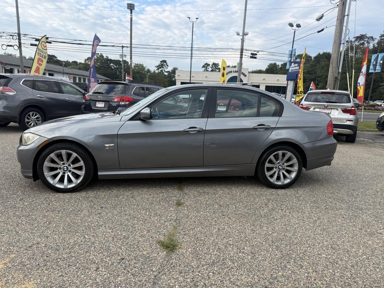 BMW 3-Series 328i xDrive SA 2011