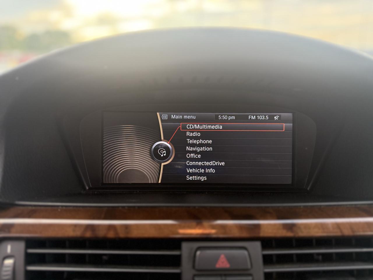 BMW 3-Series 328i xDrive SA 2011