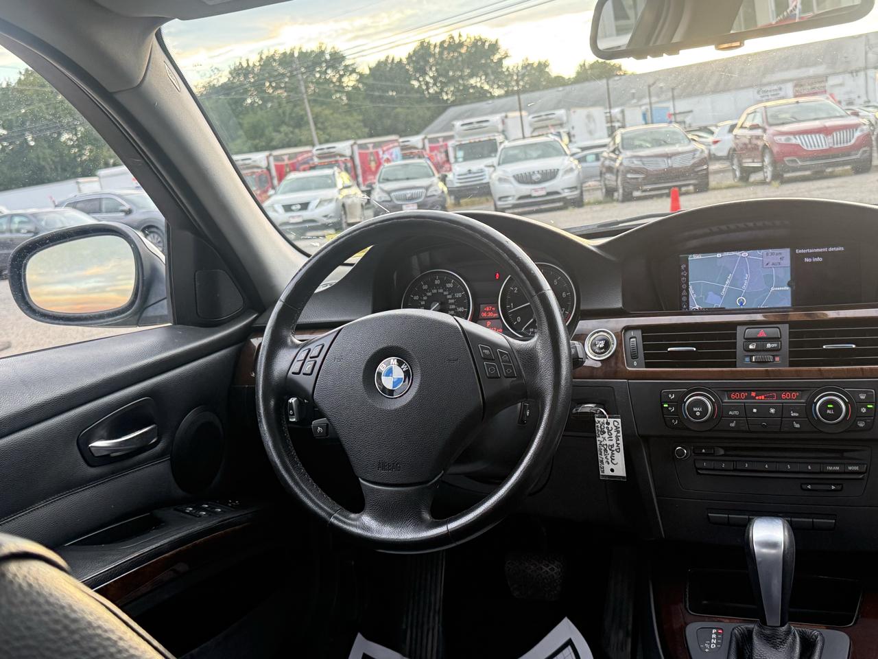 BMW 3-Series 328i xDrive SA 2011