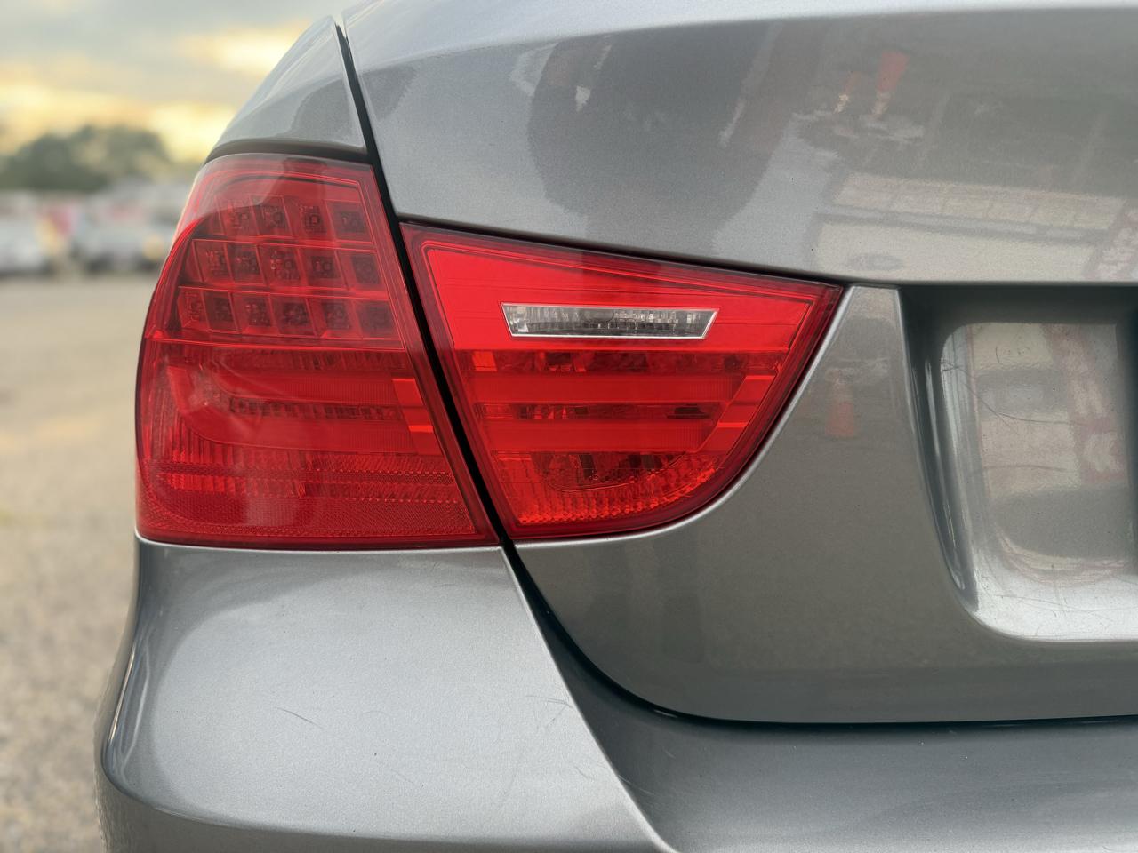 BMW 3-Series 328i xDrive SA 2011