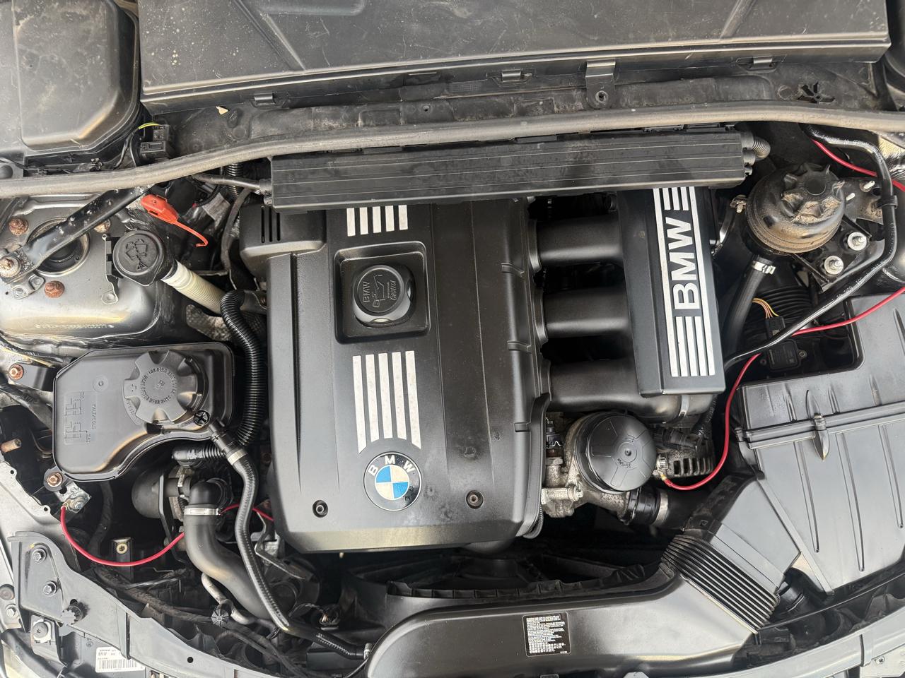 BMW 3-Series 328i xDrive SA 2011