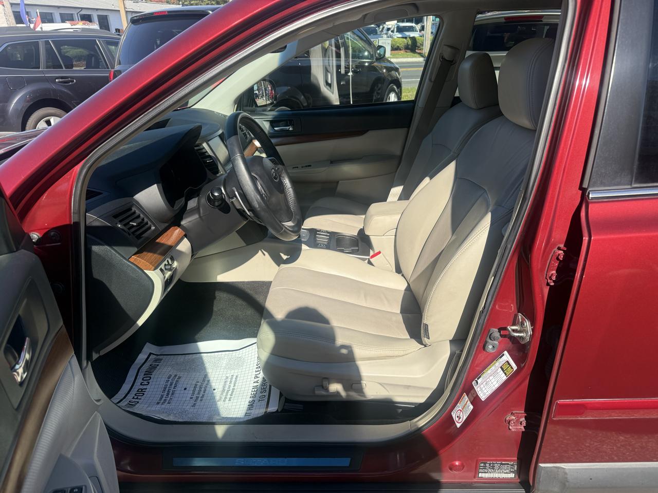 Subaru Outback 2.5i Limited 2014