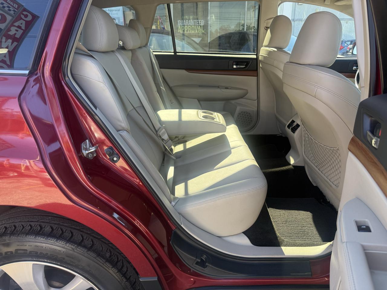 Subaru Outback 2.5i Limited 2014