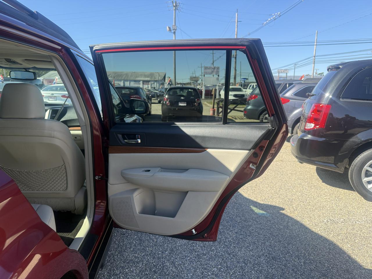Subaru Outback 2.5i Limited 2014