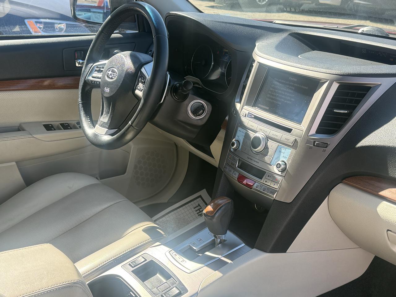 Subaru Outback 2.5i Limited 2014