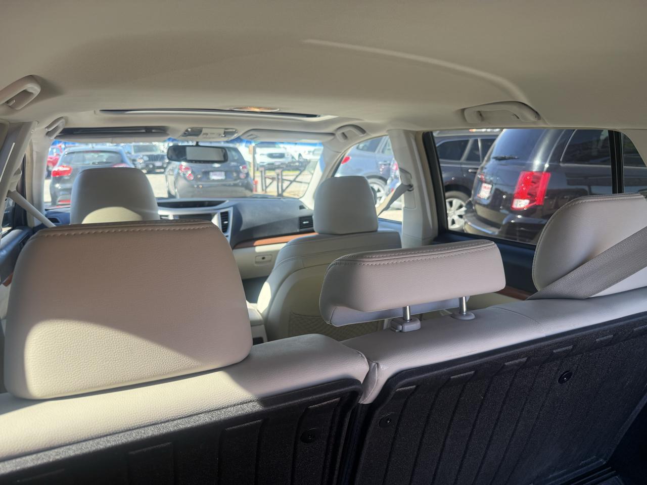 Subaru Outback 2.5i Limited 2014