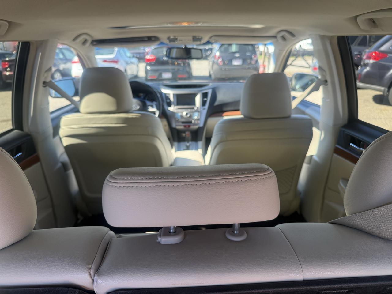 Subaru Outback 2.5i Limited 2014