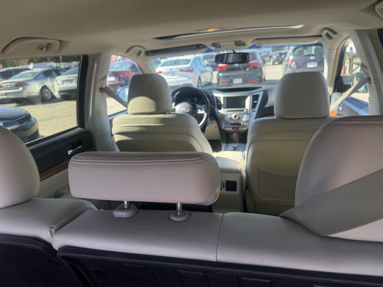 Subaru Outback 2.5i Limited 2014