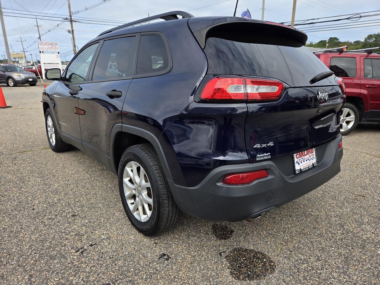 Jeep Cherokee Sport 4WD 2016