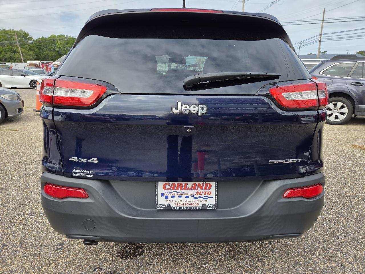 Jeep Cherokee Sport 4WD 2016