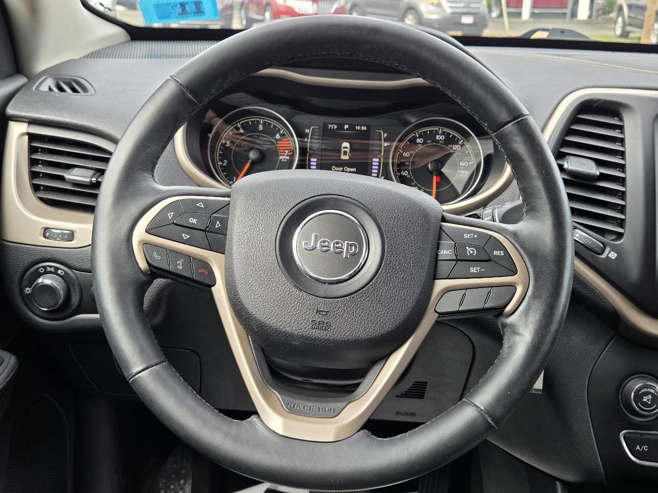 Jeep Cherokee Sport 4WD 2016