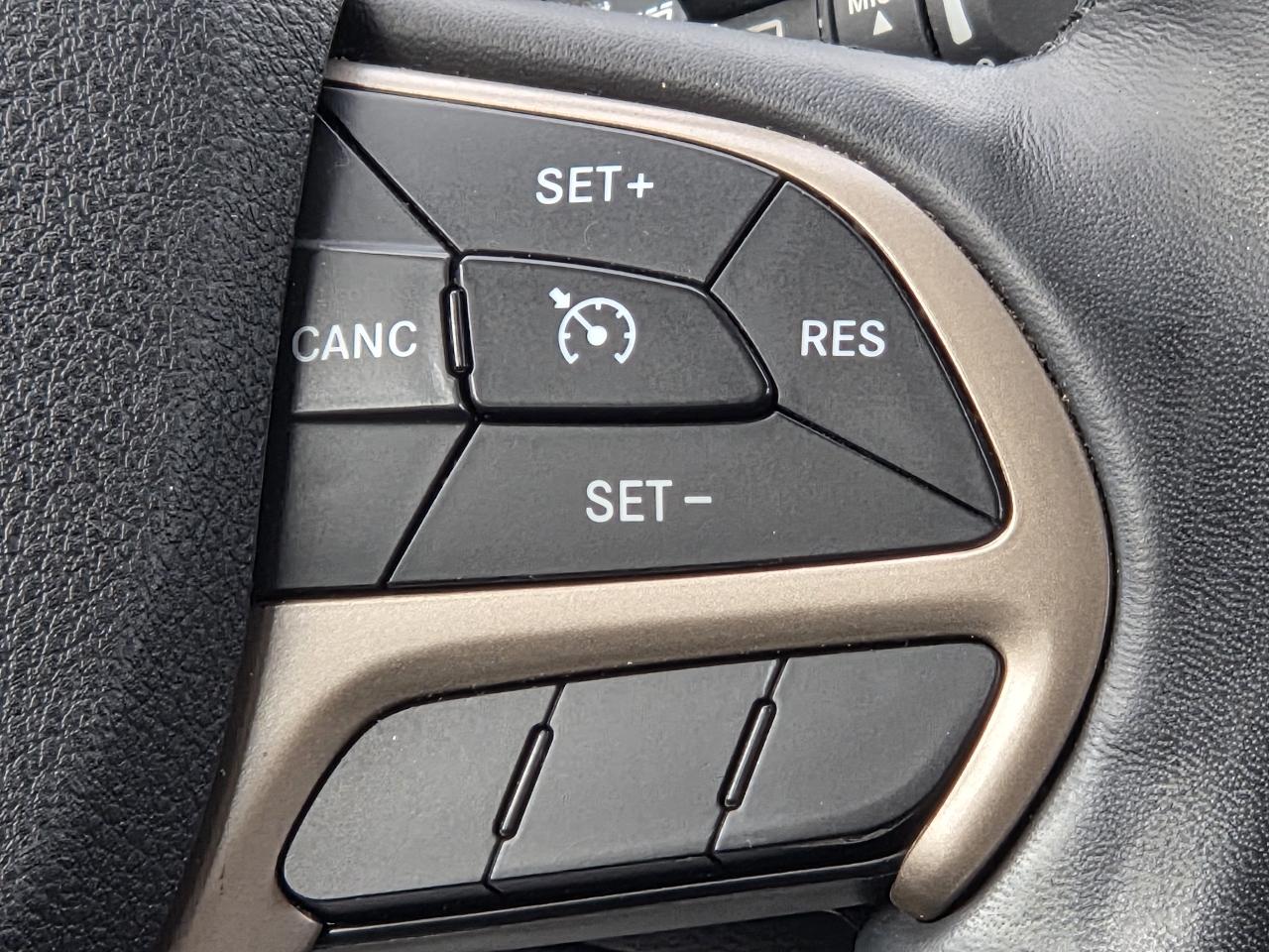 Jeep Cherokee Sport 4WD 2016