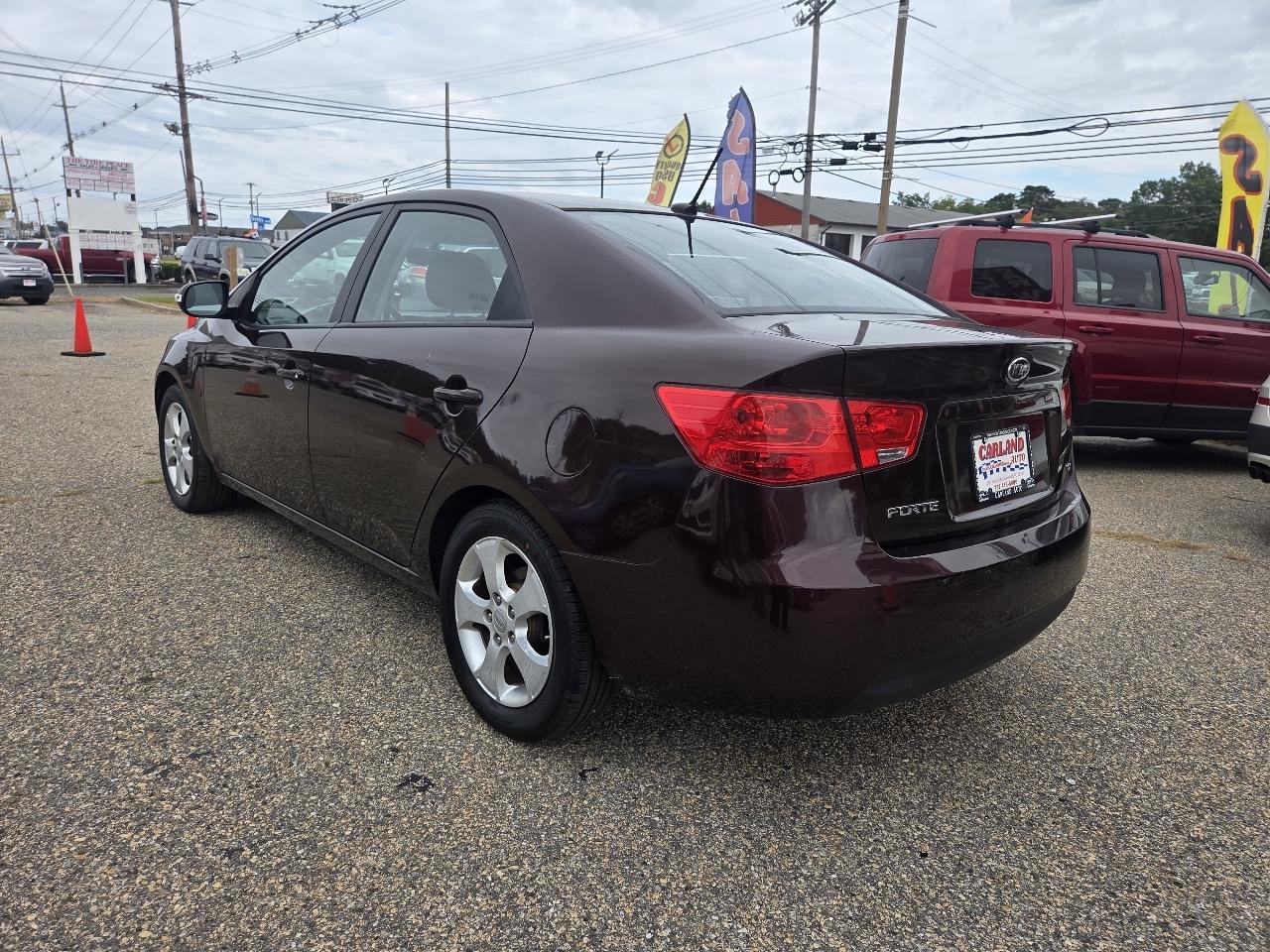 Kia Forte EX 2010