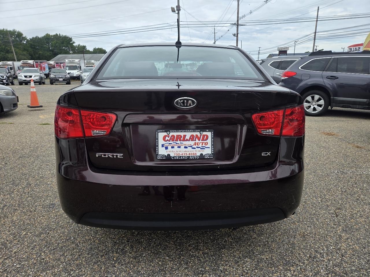 Kia Forte EX 2010