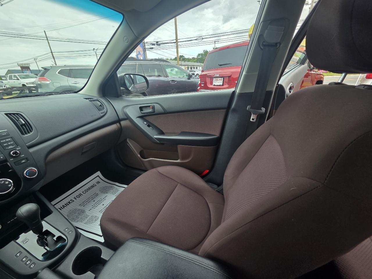 Kia Forte EX 2010
