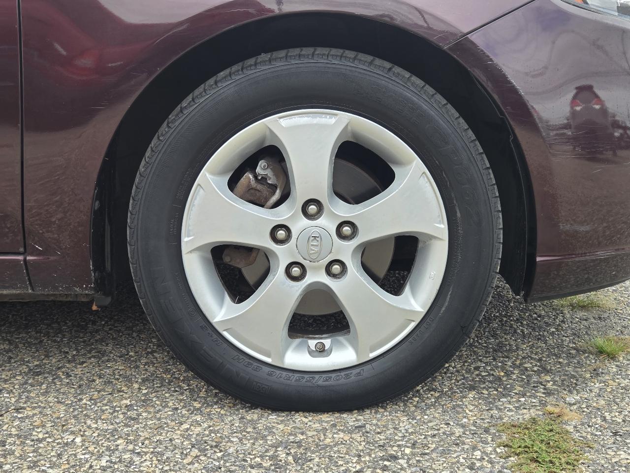 Kia Forte EX 2010