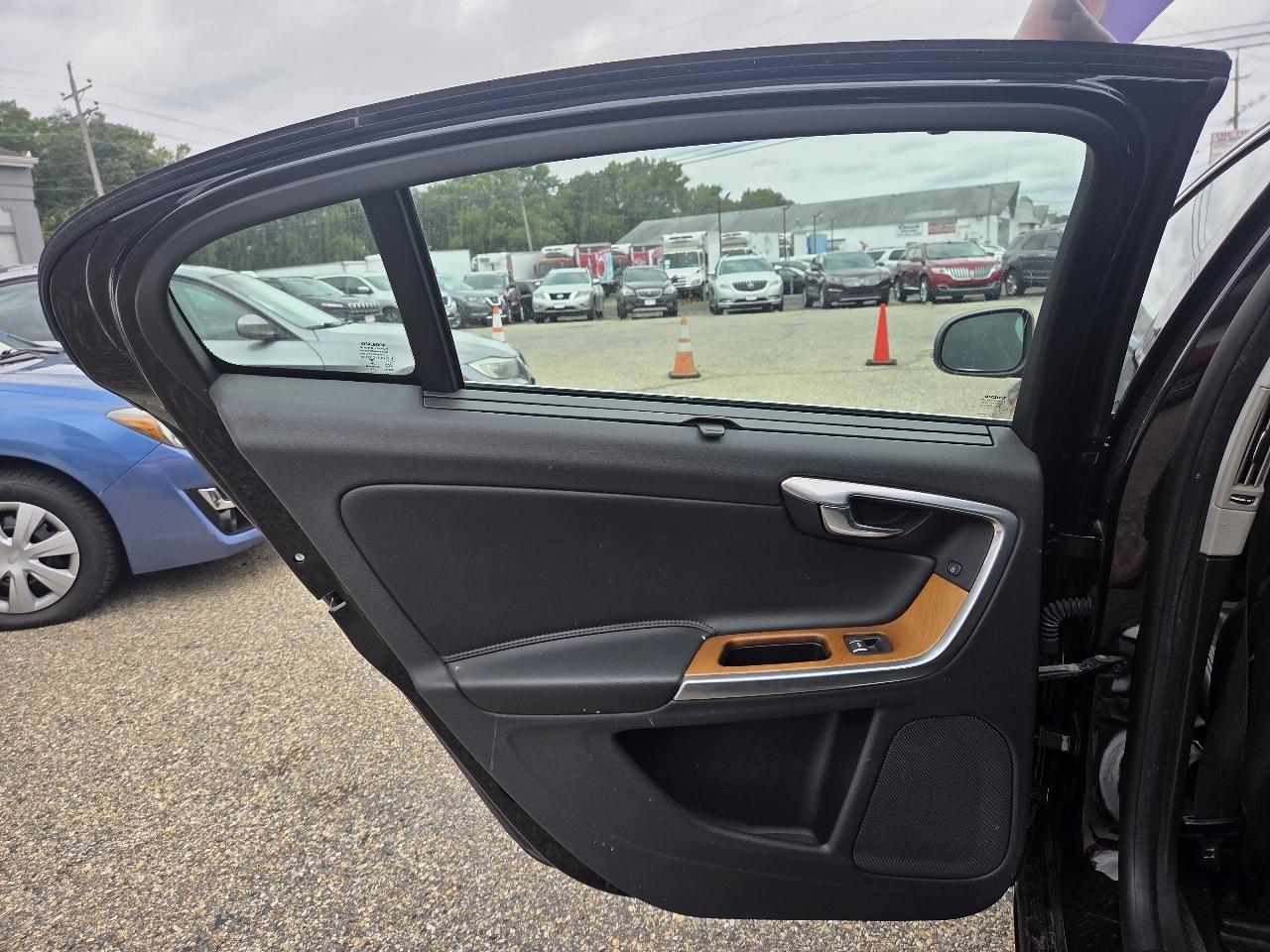 Volvo S60 2.5 Premier 4WD 2016