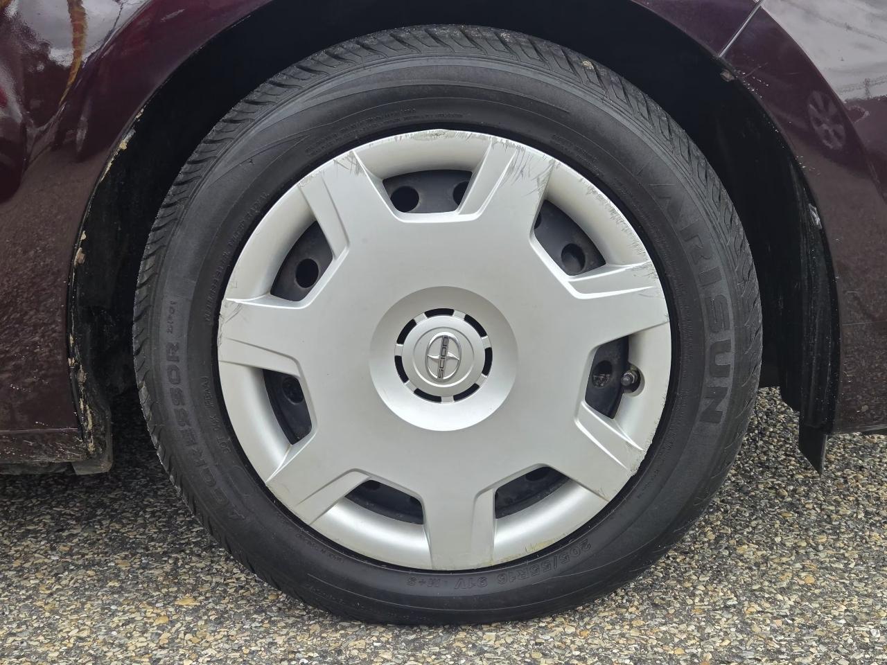 Scion xB 5-Door Wagon 5-Spd MT 2010