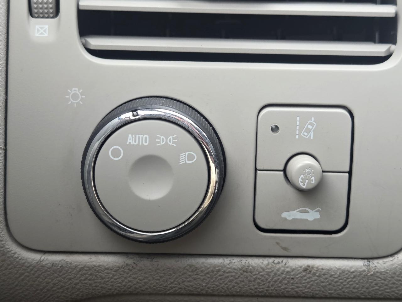 Buick Lucerne CXL 2008