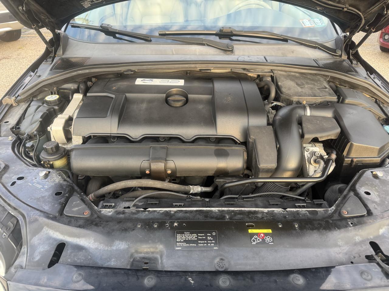 Volvo V70 3.2 R-Design 2010
