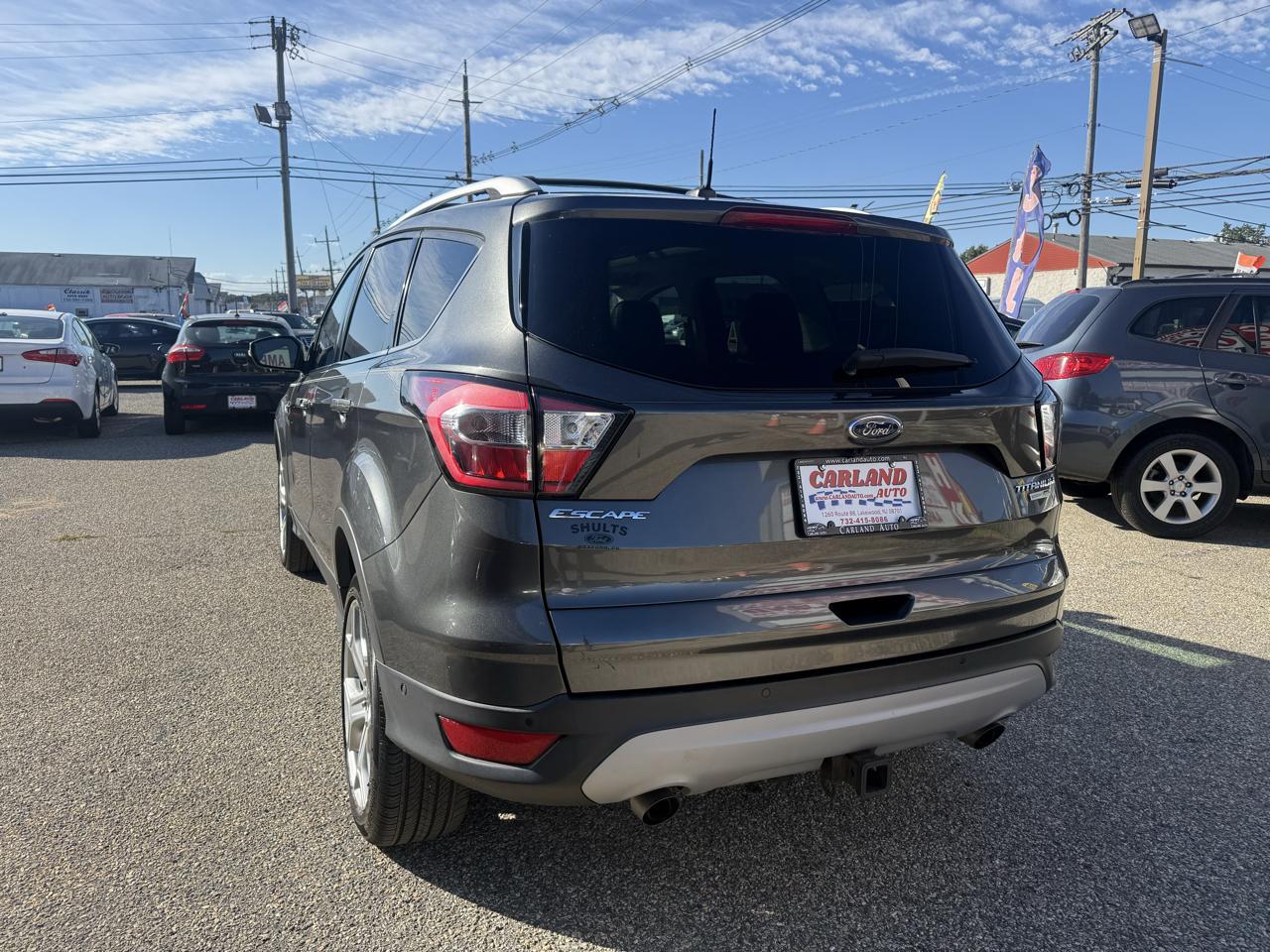 Ford Escape Titanium 4WD 2017