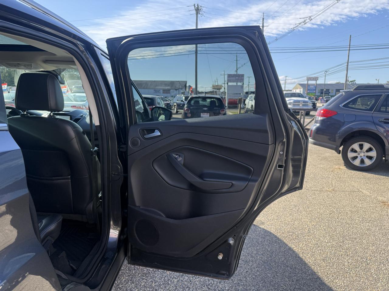Ford Escape Titanium 4WD 2017