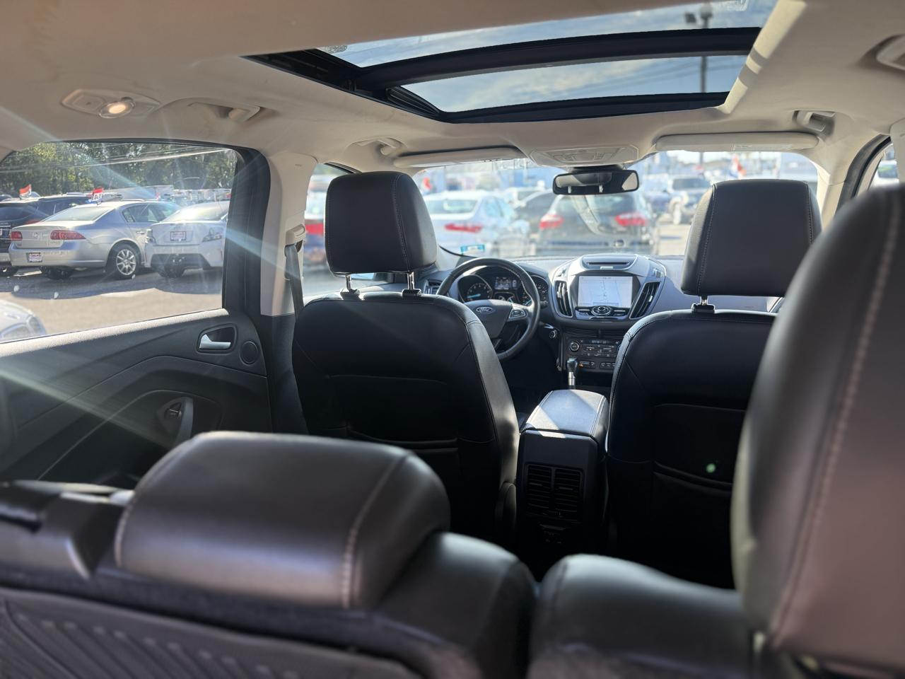 Ford Escape Titanium 4WD 2017