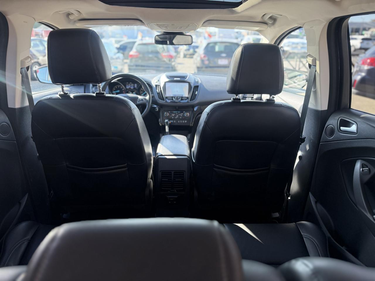 Ford Escape Titanium 4WD 2017