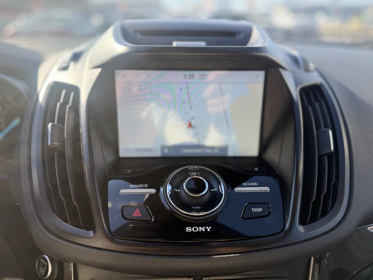 Ford Escape Titanium 4WD 2017