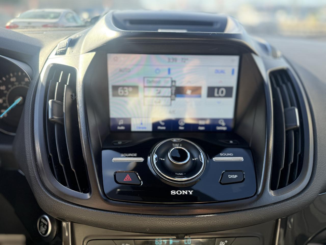 Ford Escape Titanium 4WD 2017