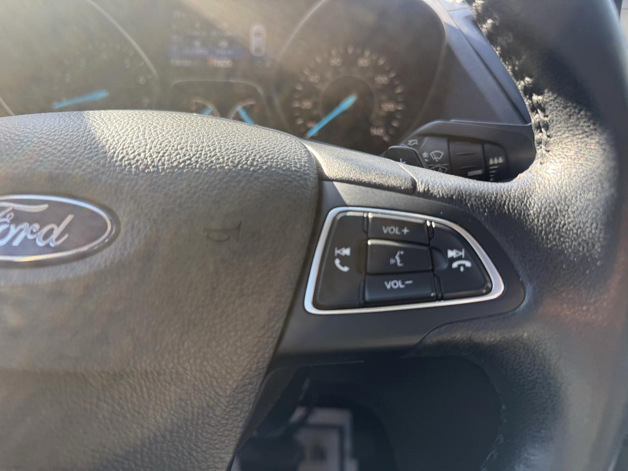 Ford Escape Titanium 4WD 2017