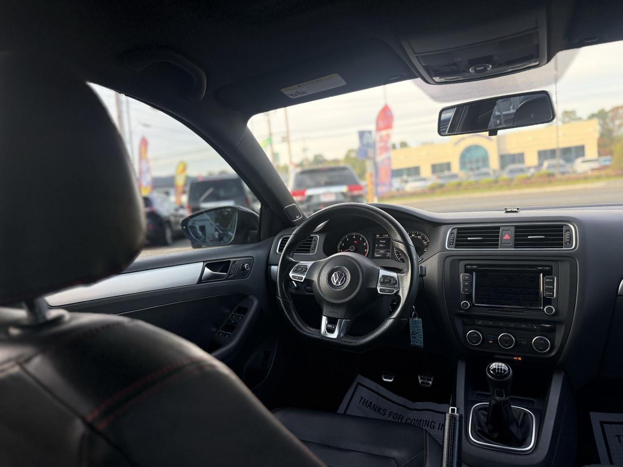 Volkswagen Jetta 2.0T GLI 2013