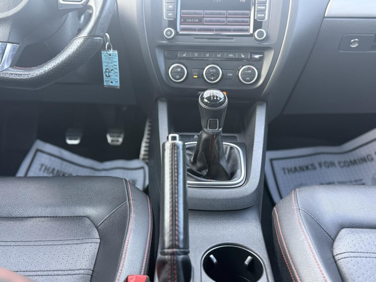Volkswagen Jetta 2.0T GLI 2013