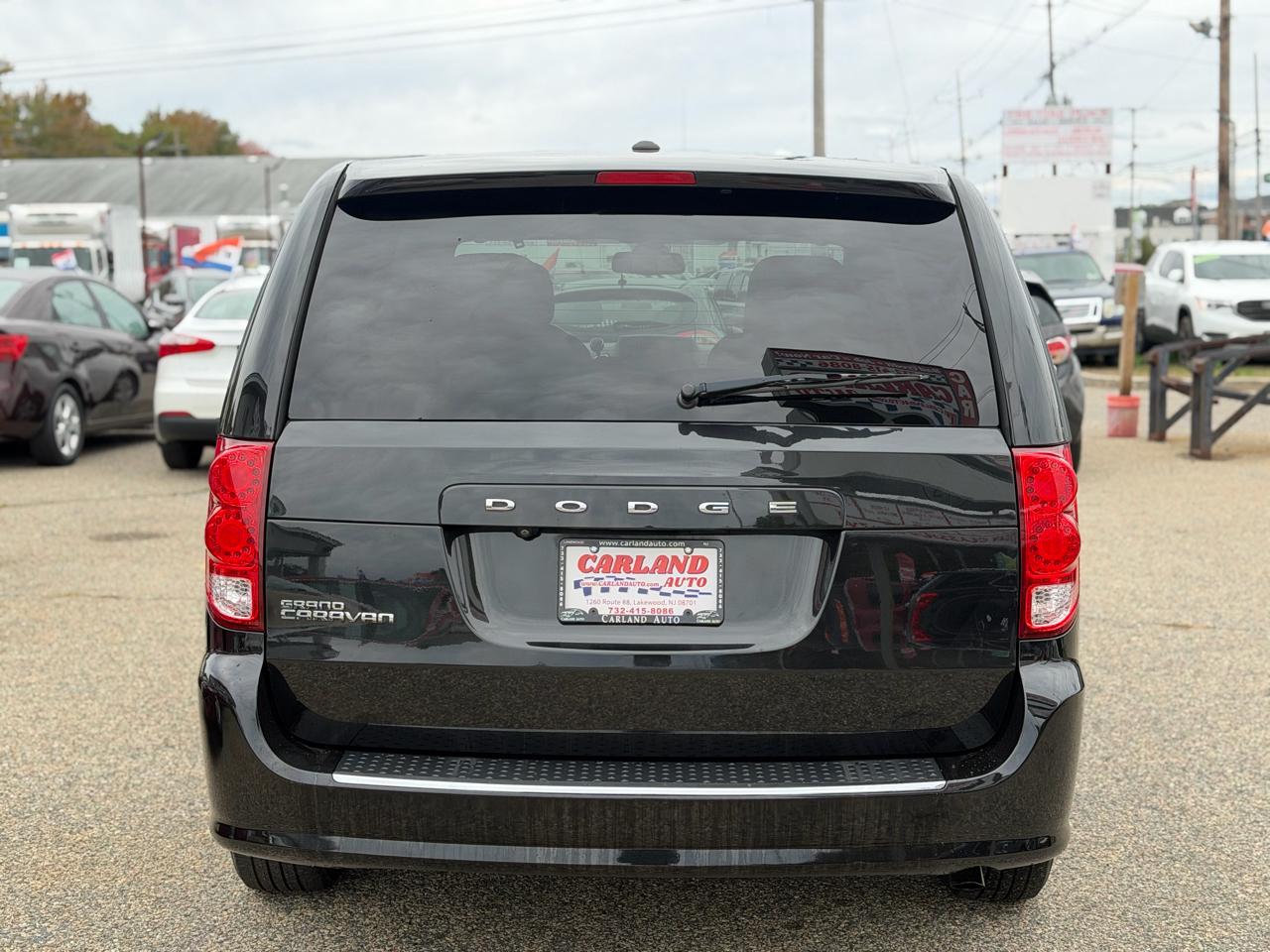 Dodge Grand Caravan SE 2019