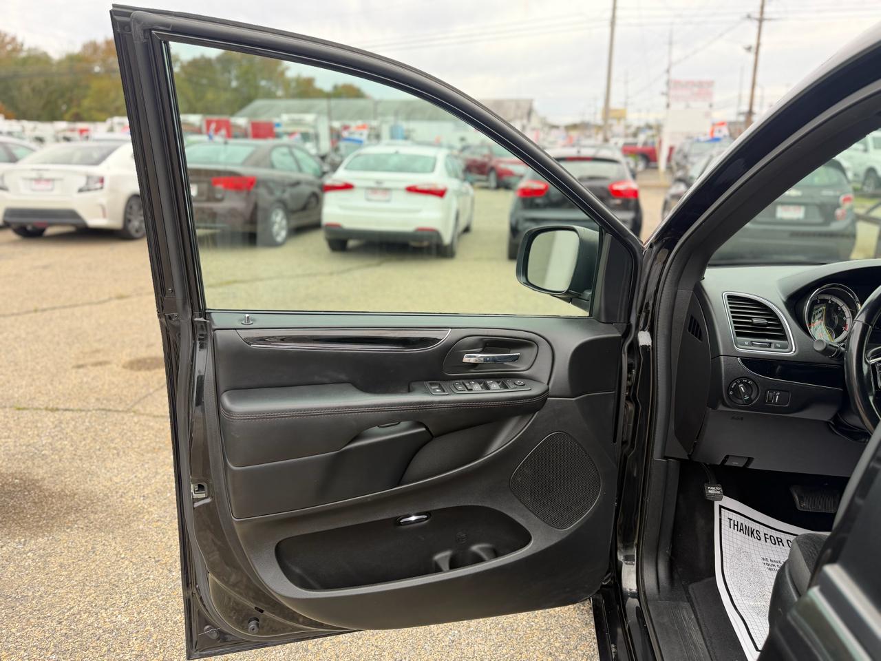 Dodge Grand Caravan SE 2019