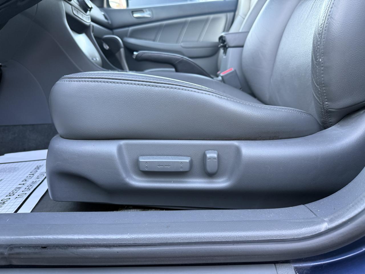 Honda Accord EX Sedan AT w/ Leather and XM Radio 2006
