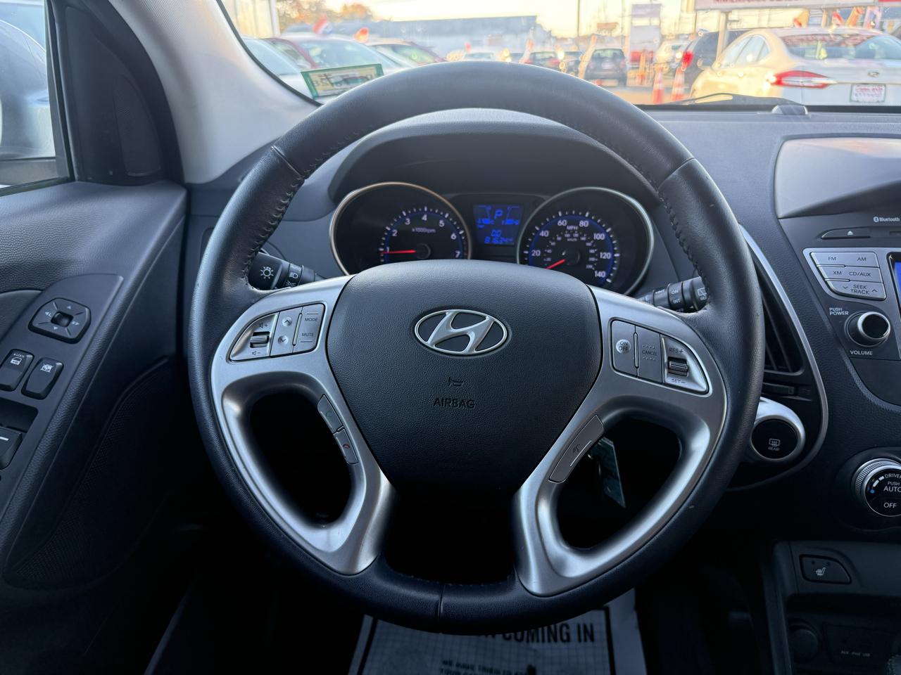 Hyundai Tucson Limited Auto AWD 2011