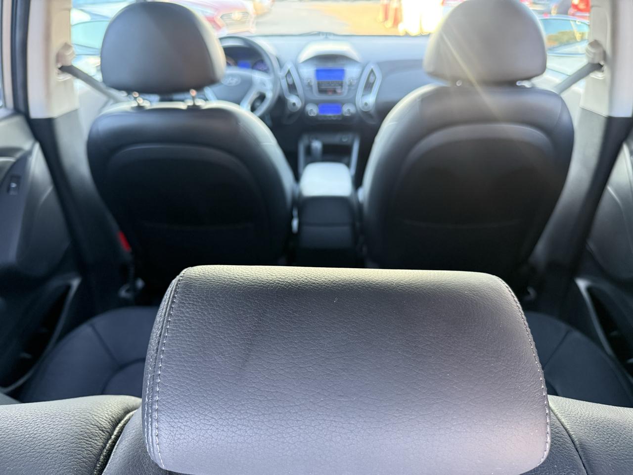 Hyundai Tucson Limited Auto AWD 2011
