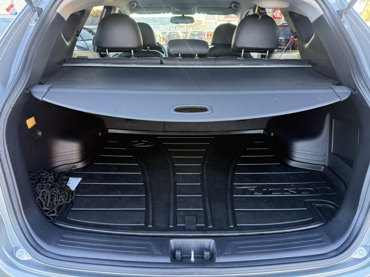 Hyundai Tucson Limited Auto AWD 2011
